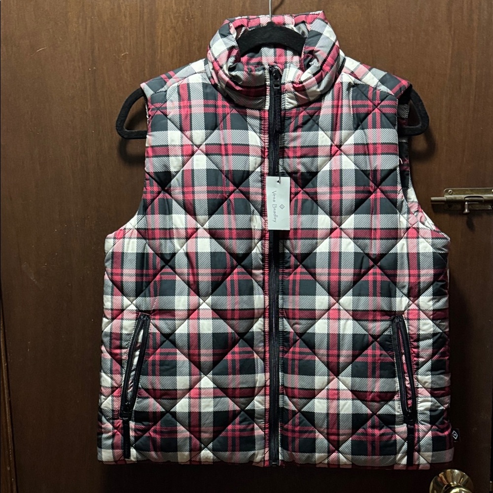 NWT Vera Bradley Red and Black Plaid Vest sz Small